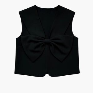 STEVE MADDEN
AYANNA TOP | BLACK